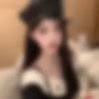 Divina, 27