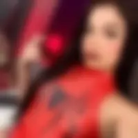 Olive, 27