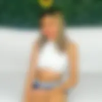 Amelia, 24