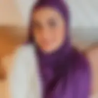 Kayla, 22