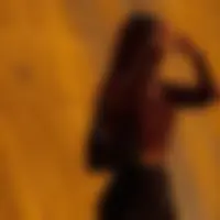 Ella, 24